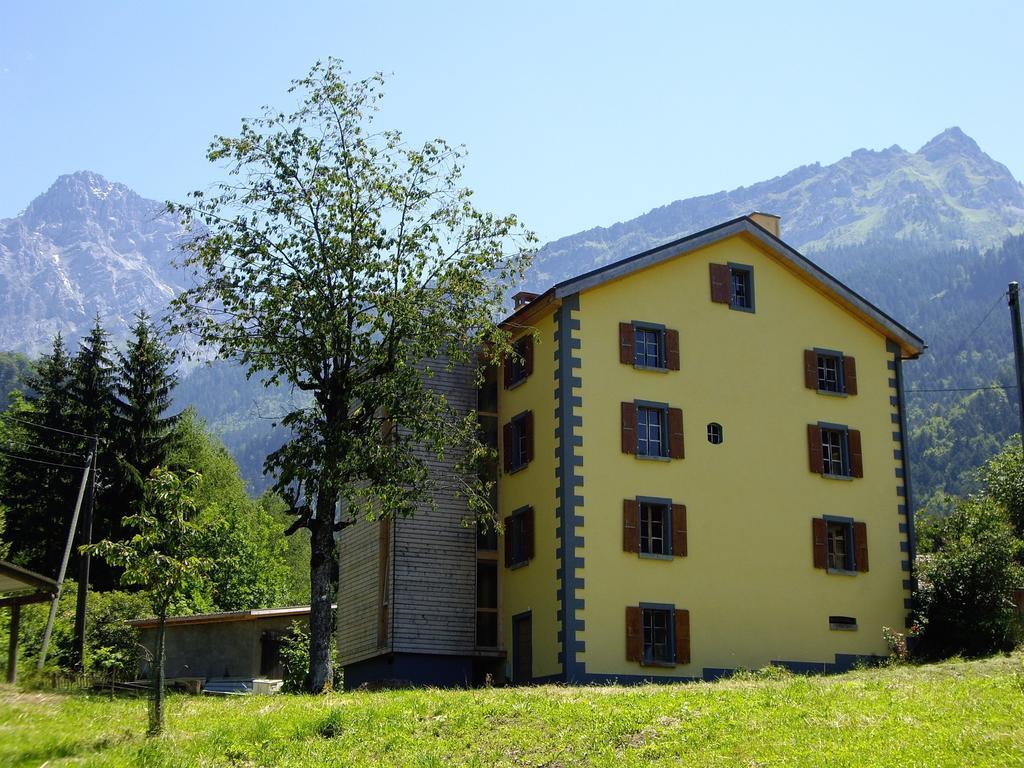 Heidi'S Guesthouse Frenieres Екстер'єр фото